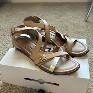 Tan & Gold Criss-Cross Sandals